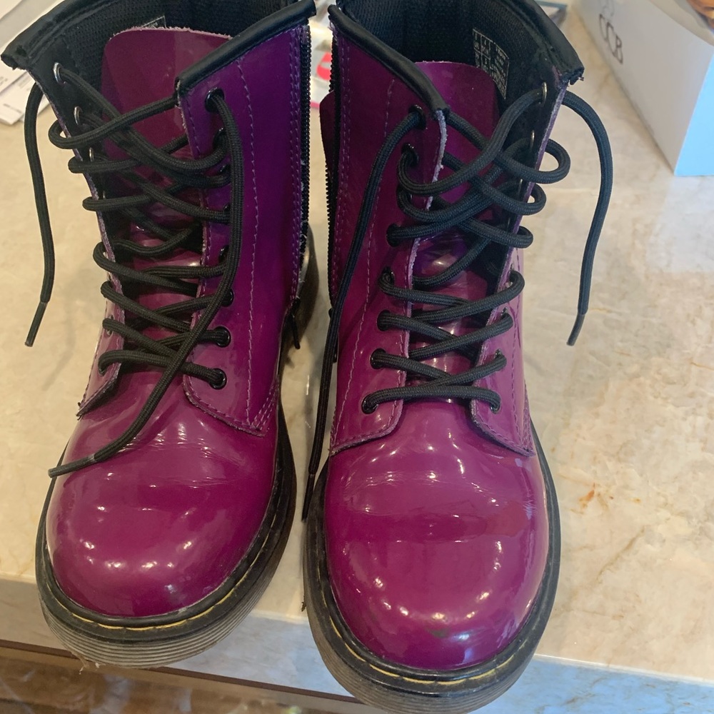 Dr Martens Kids Air Wair Purple Boots Junior  Sz 4